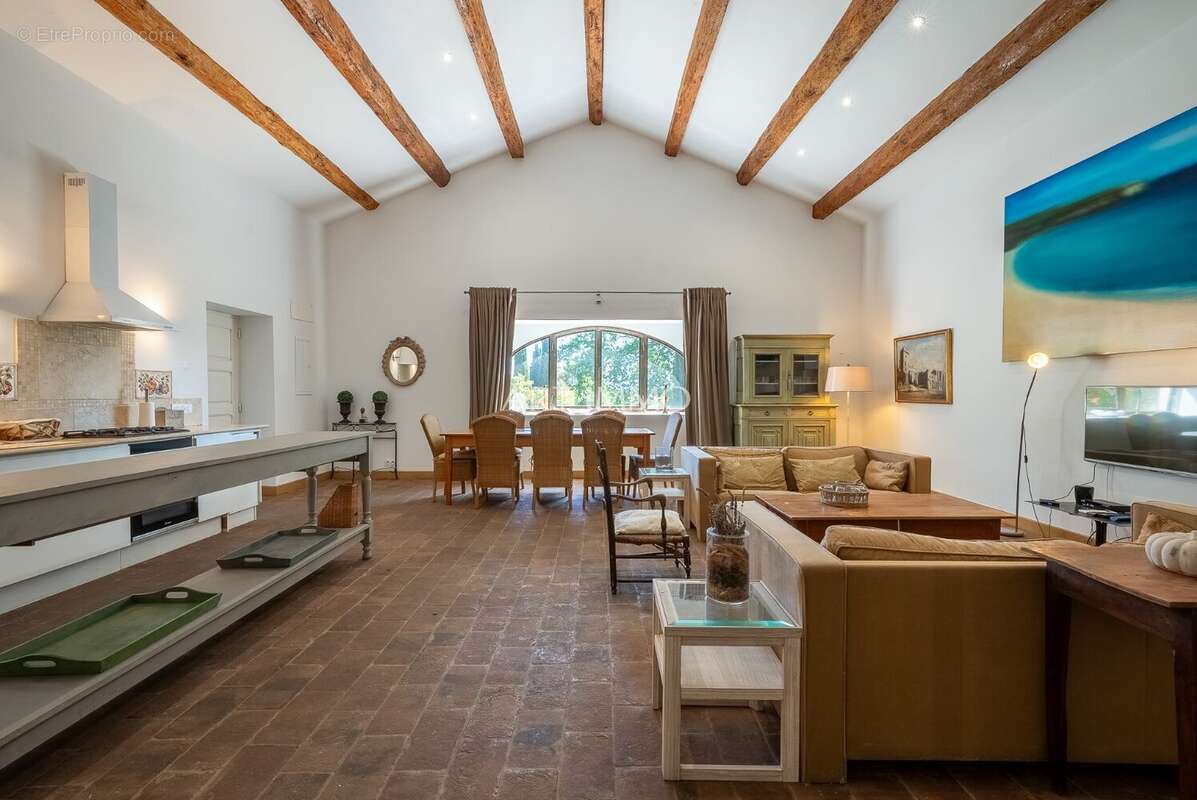 Maison à SARRIANS