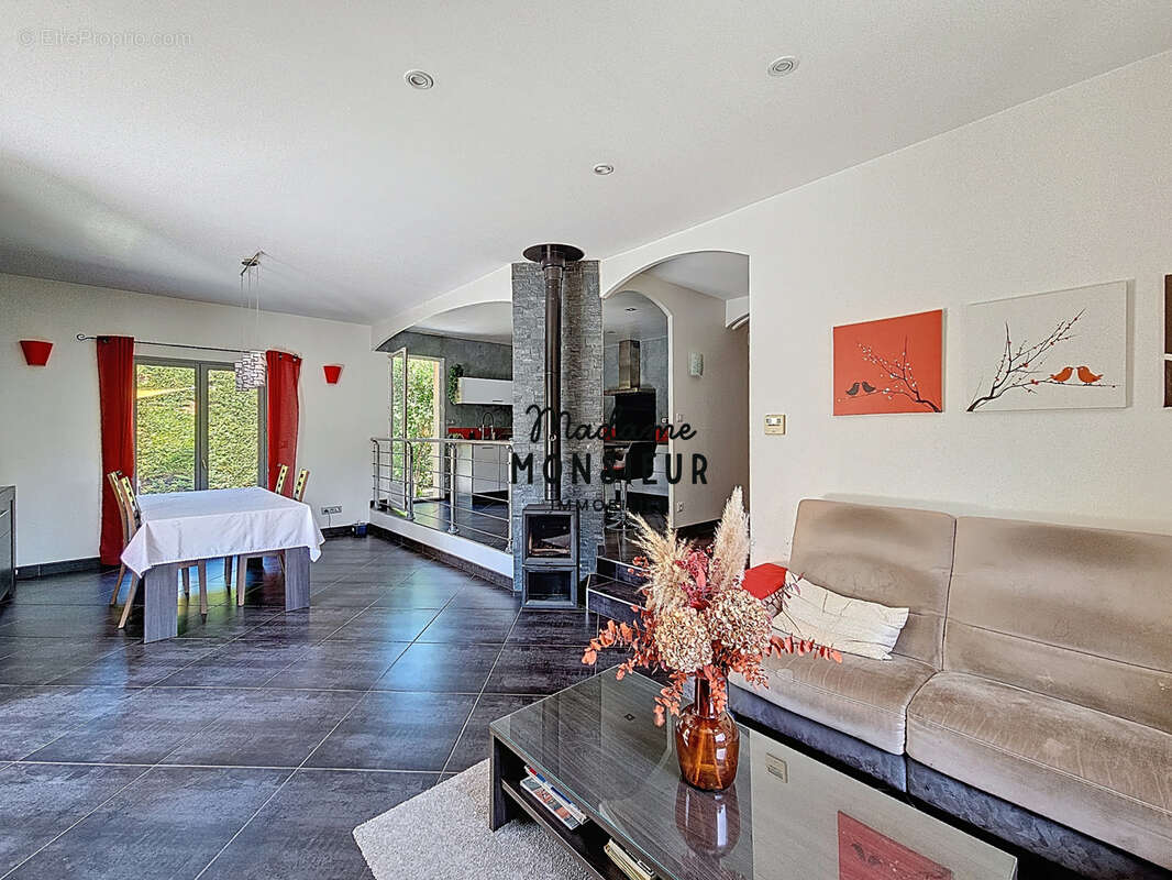 Maison à SAINT-SAVIN