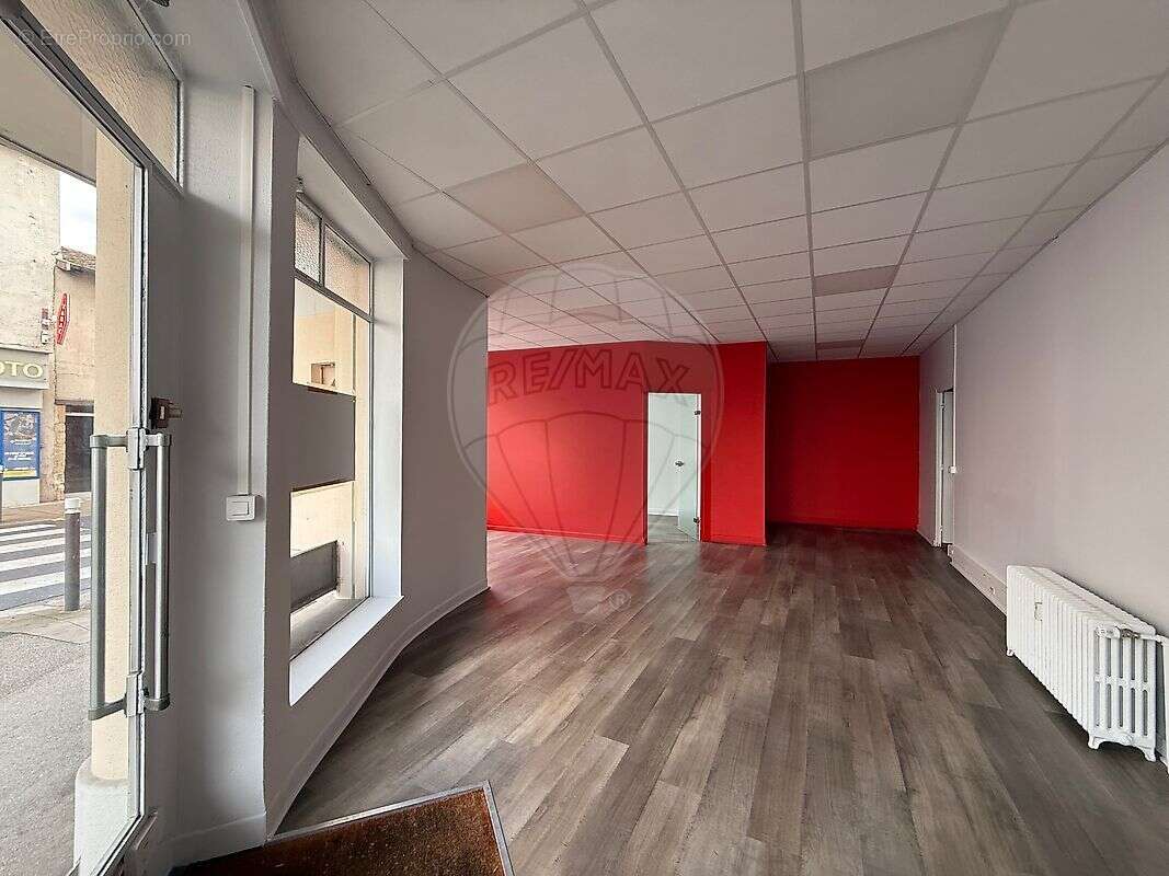 Autre à VILLEFRANCHE-SUR-SAONE