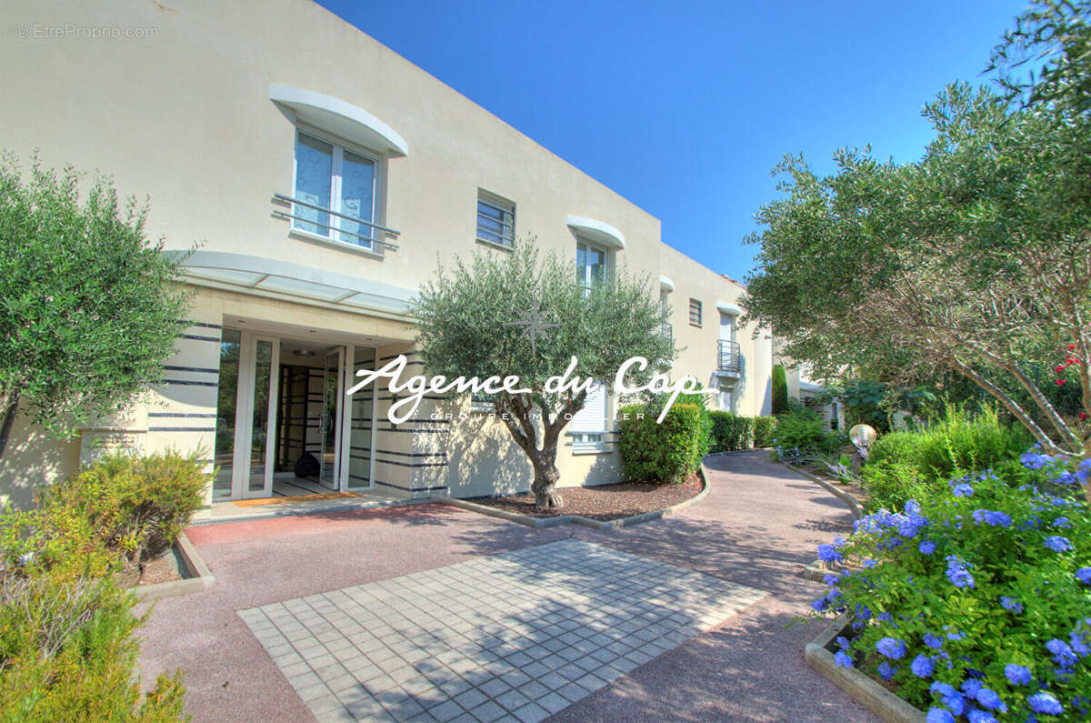 Appartement à SAINT-RAPHAEL