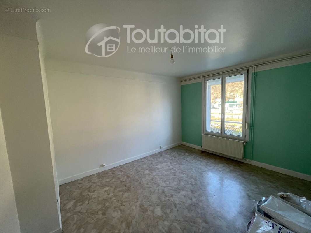 Appartement à NOUZONVILLE