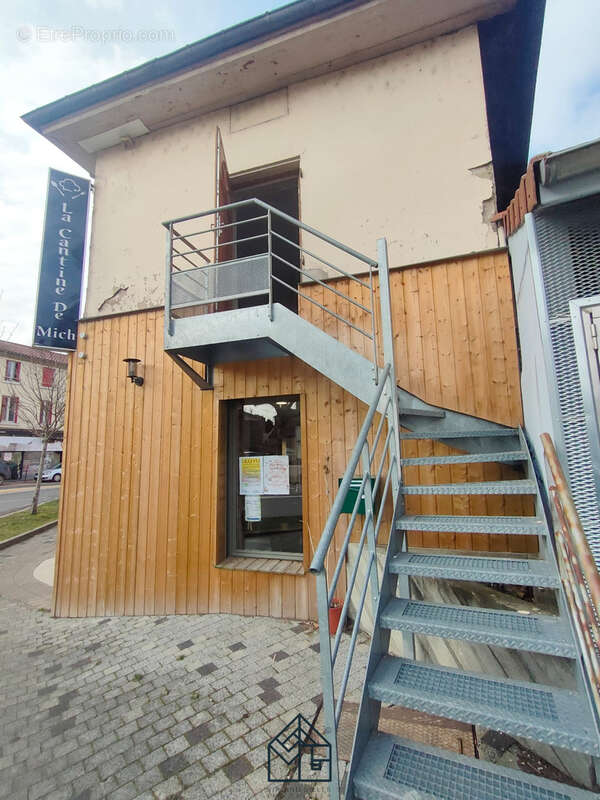 Appartement à AMPLEPUIS
