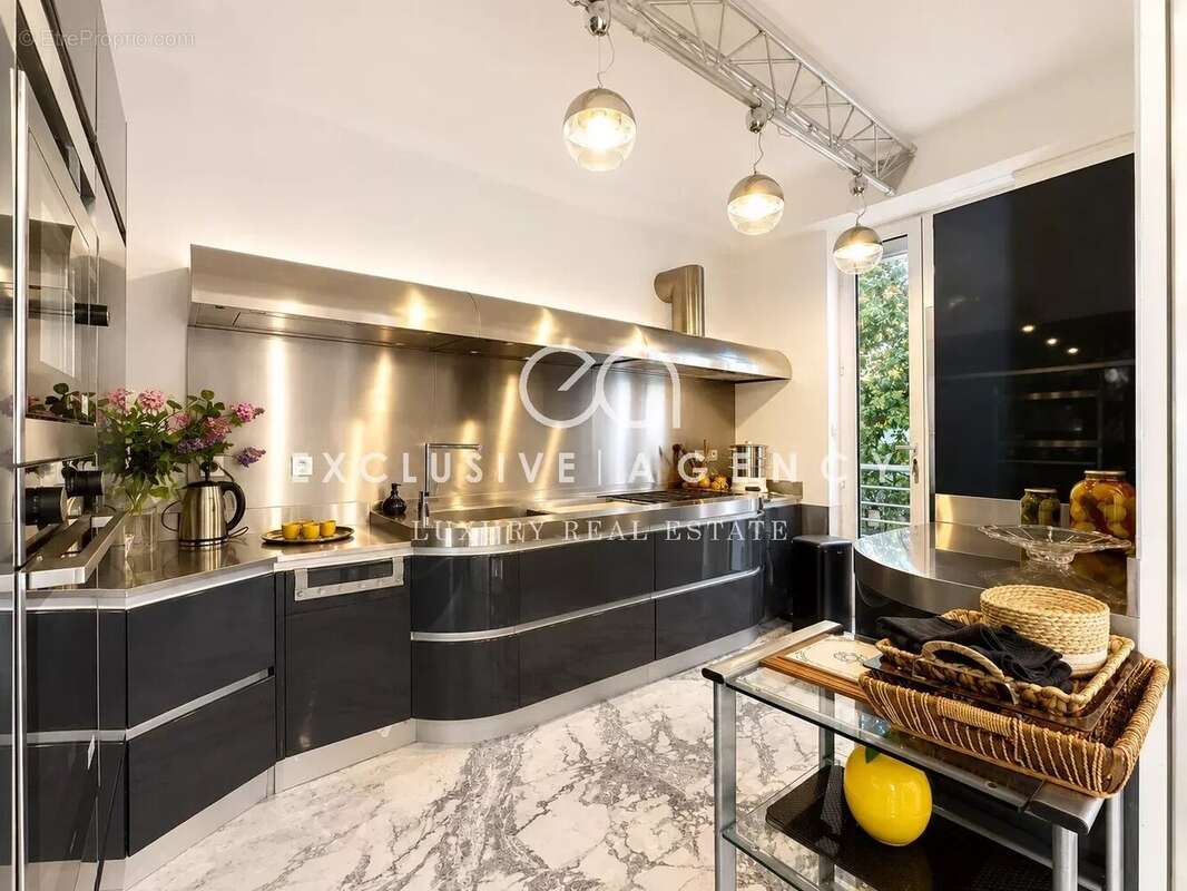Cannet Europe maison bourgeoise 302m² au calme - photo 6
