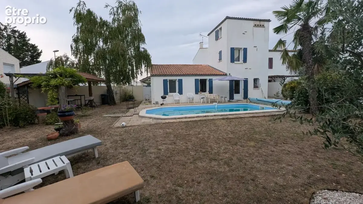 Maison à LA JARRIE