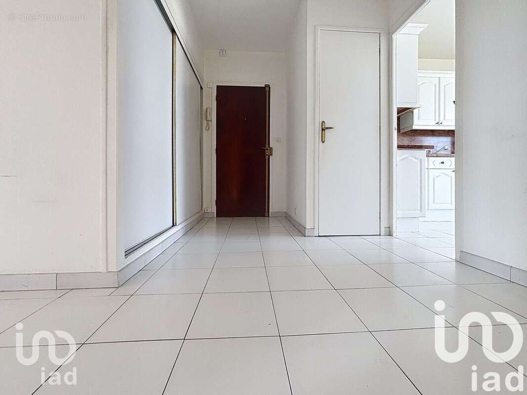 Photo 2 - Appartement à TROYES