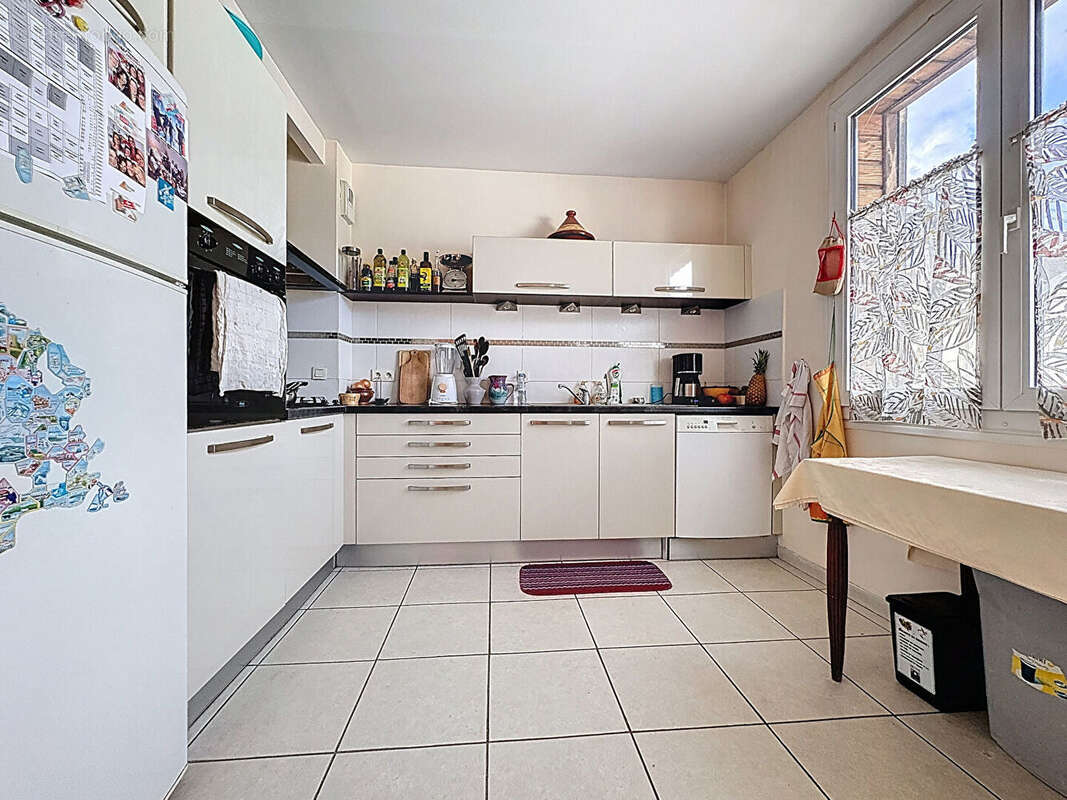 Maison Saint Brieuc 6 pièce(s) 109.75 m² - photo 4