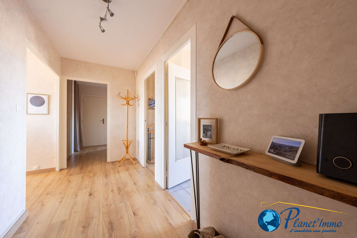 Appartement à SAINT-ETIENNE