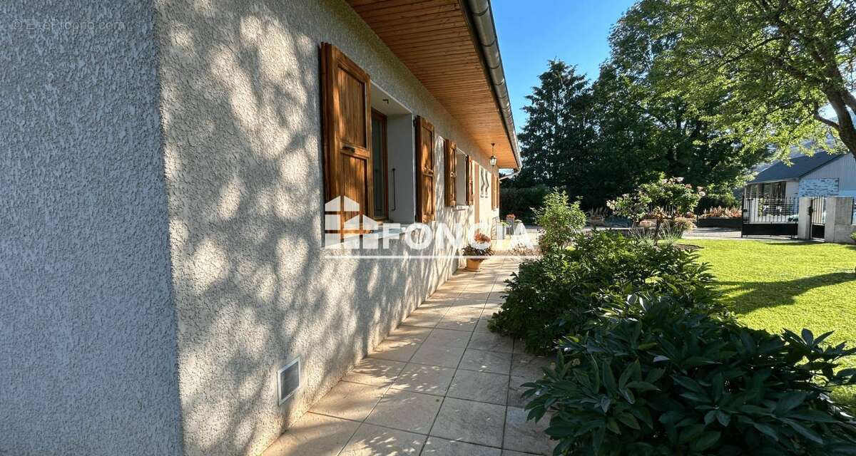 RARE : Charmant plain-pied lumineux avec grand terrain piscinable ! - photo 4