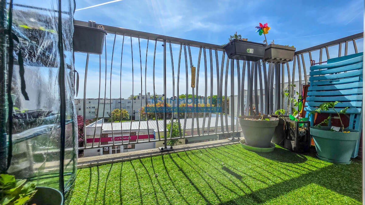 Appartement F2 41m2 + Balcon + Parking - photo 5