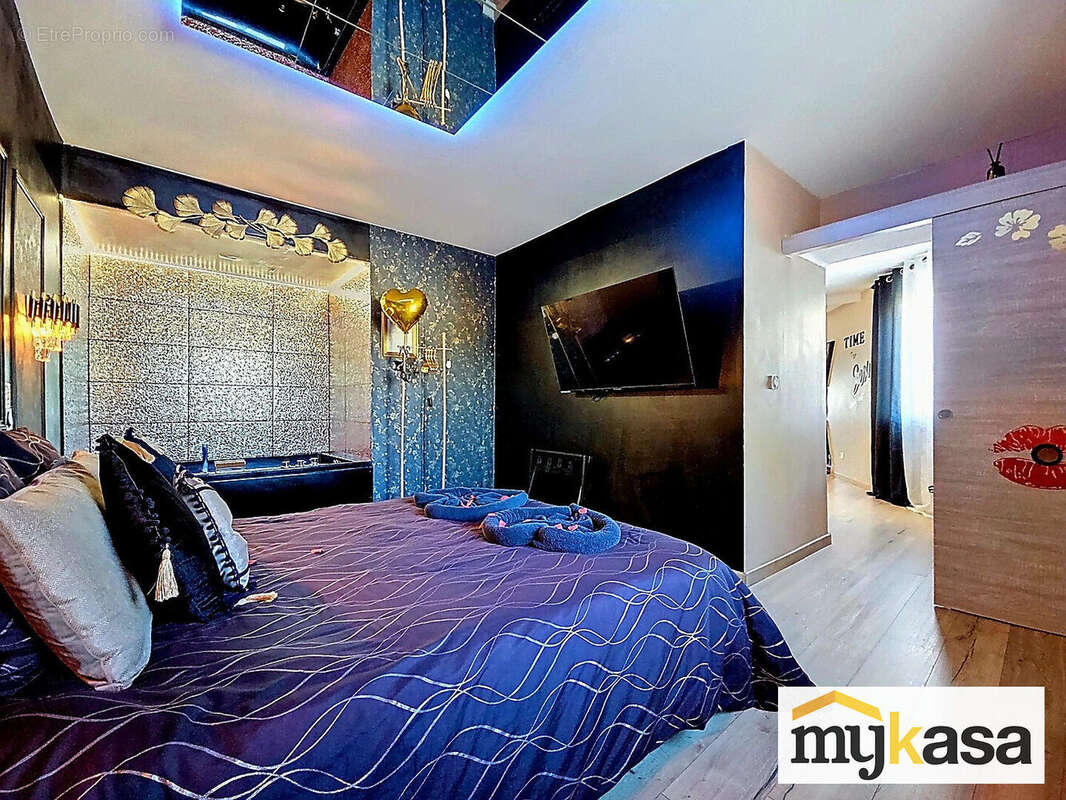 Commerce à FOS-SUR-MER