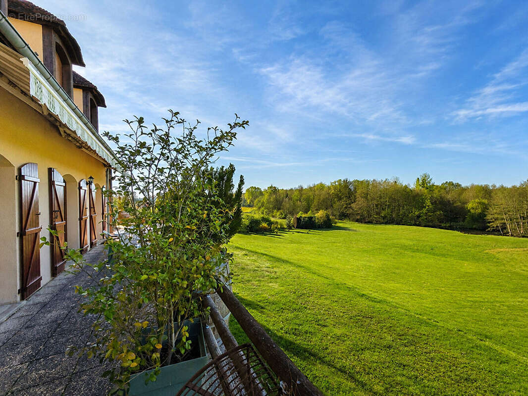 Maison Villiers Le Morhier 7 pièces 335 m² - photo 9