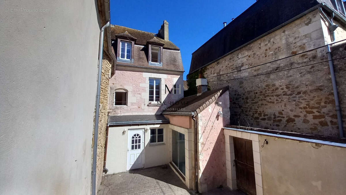 Maison à MORTAGNE-AU-PERCHE