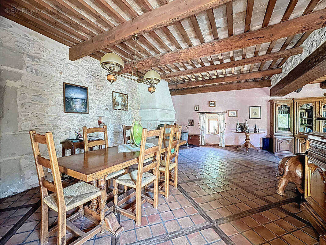 Maison à UZES