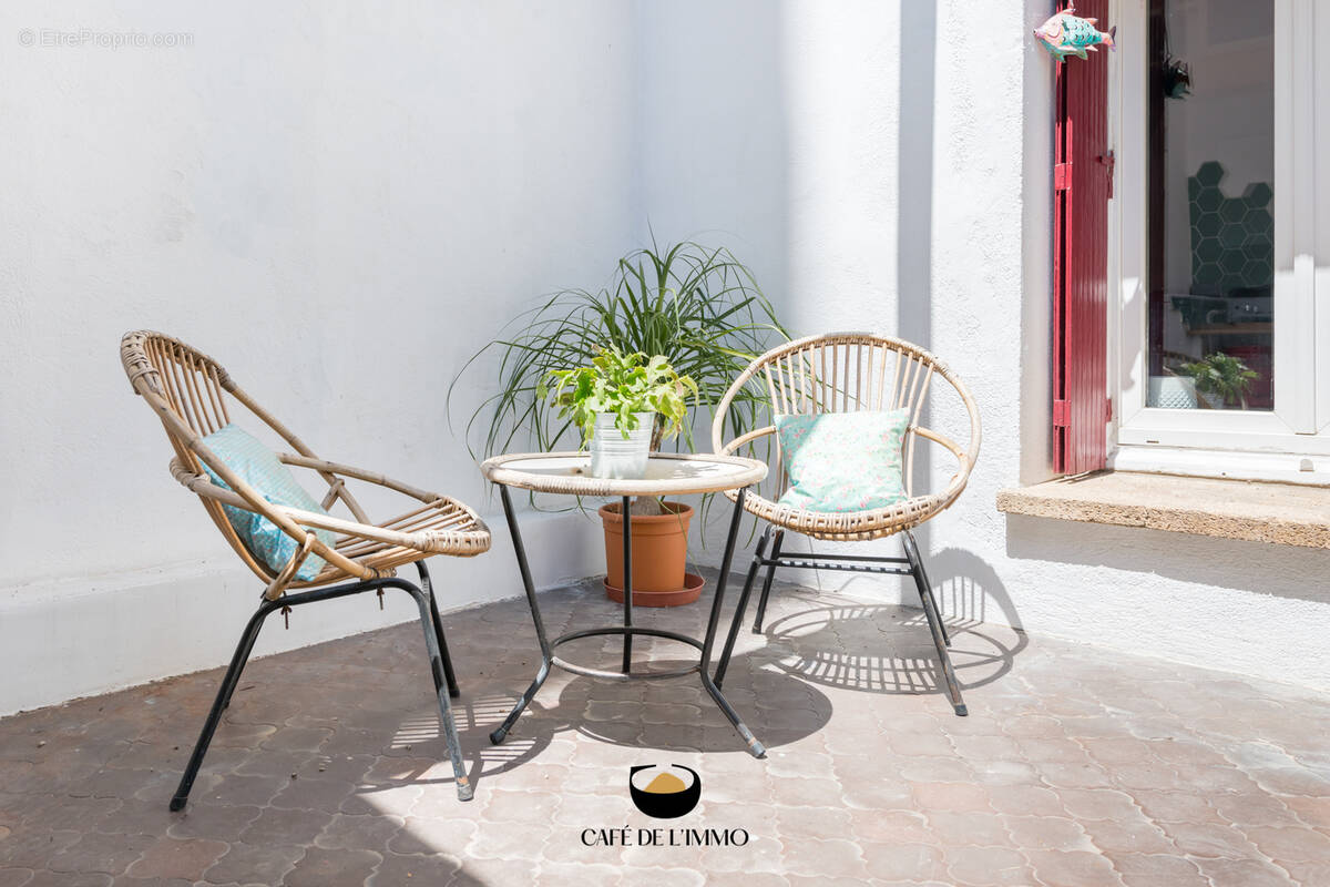 Appartement à MARSEILLE-6E