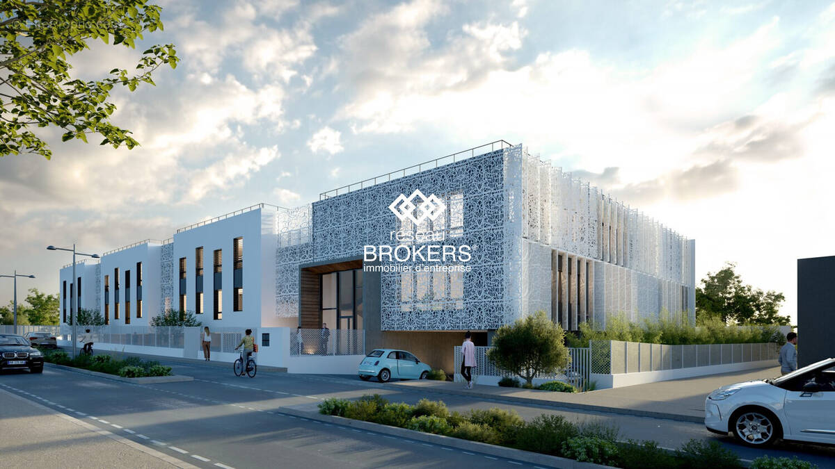 Commerce à SAINT-JEAN-DE-VEDAS