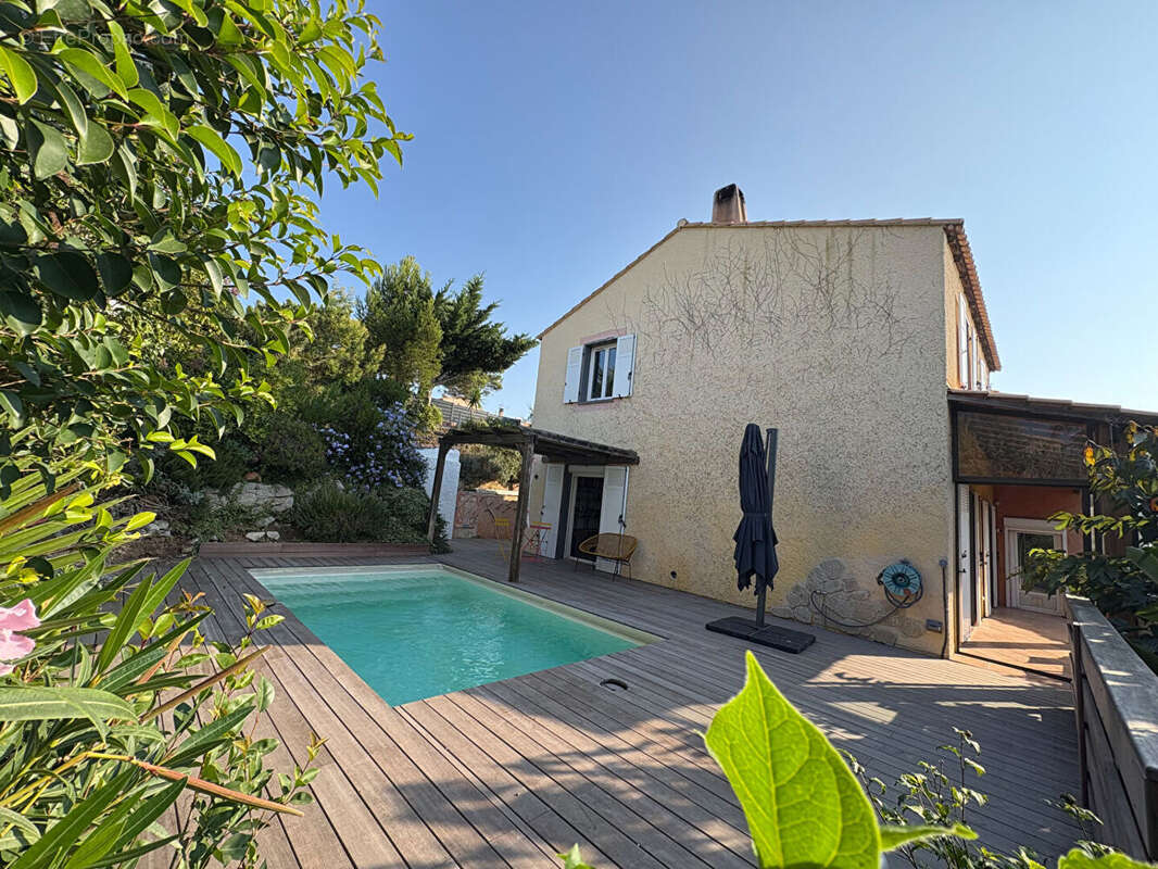 Maison à SAUSSET-LES-PINS