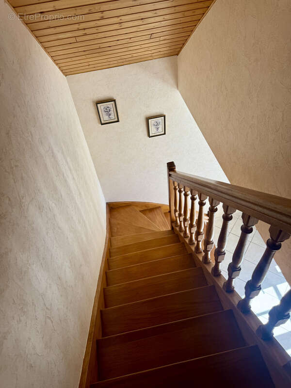 Maison à FERRIERES-EN-GATINAIS