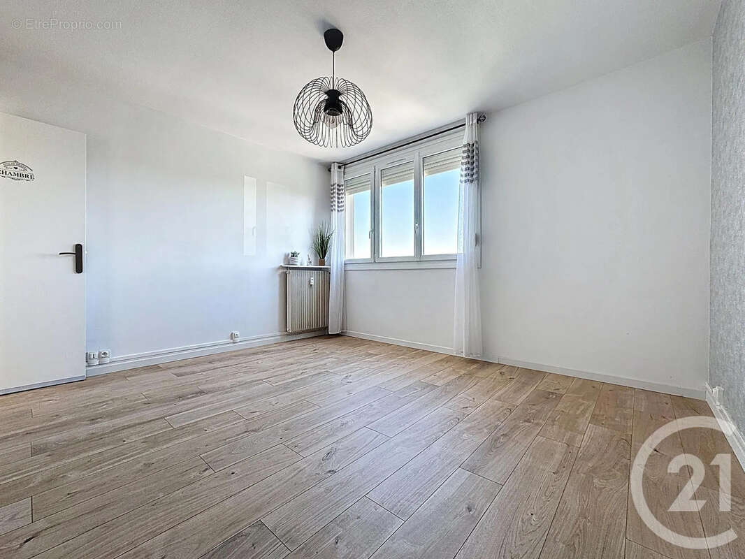 Appartement 63 m² à Tinqueux  - photo 13