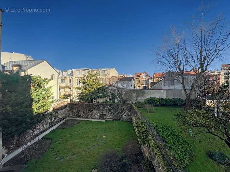 Appartement à NOGENT-SUR-MARNE