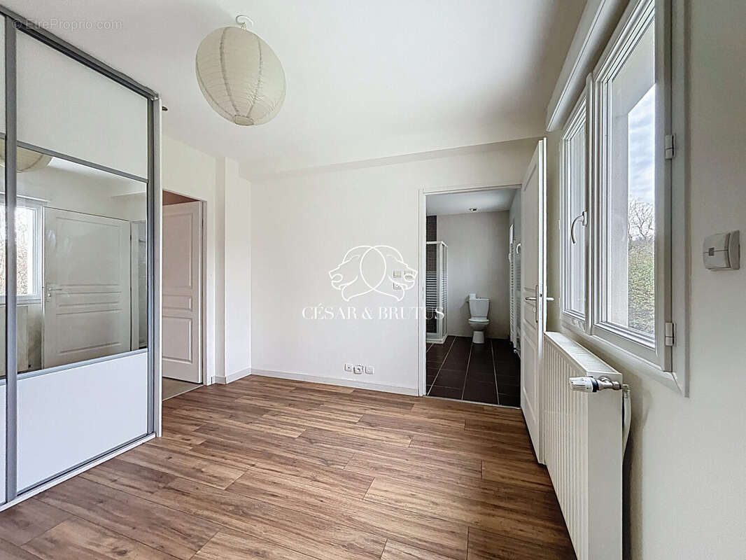 Maison à VILLEFONTAINE