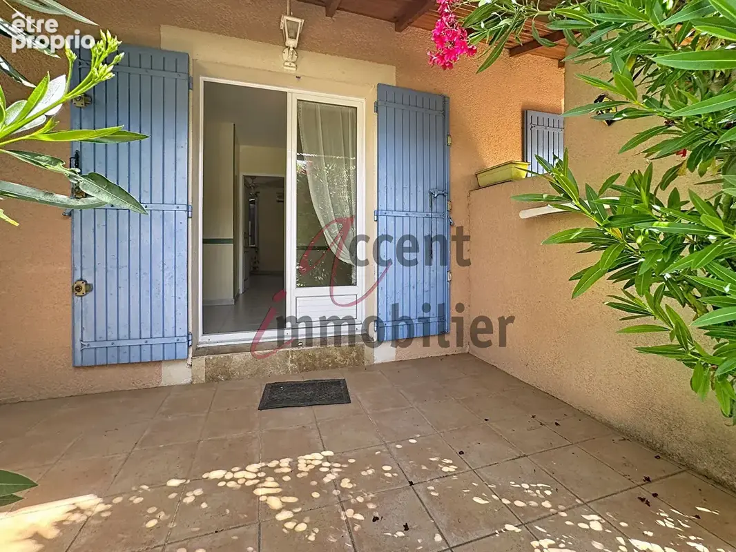 Mollégès, Maison 3 chambres, piscine et ses dépendances - photo 12
