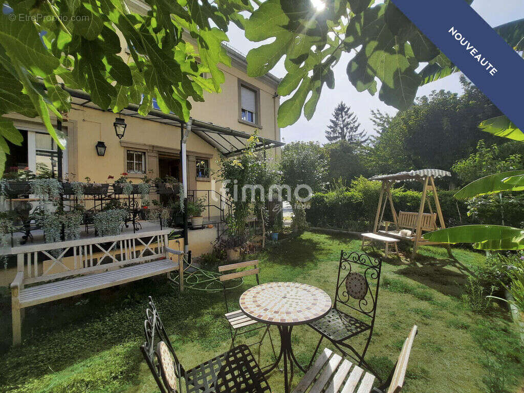 Maison bourgeoise 200m² avec jardin, 7pcs, 5 chambres - photo 3