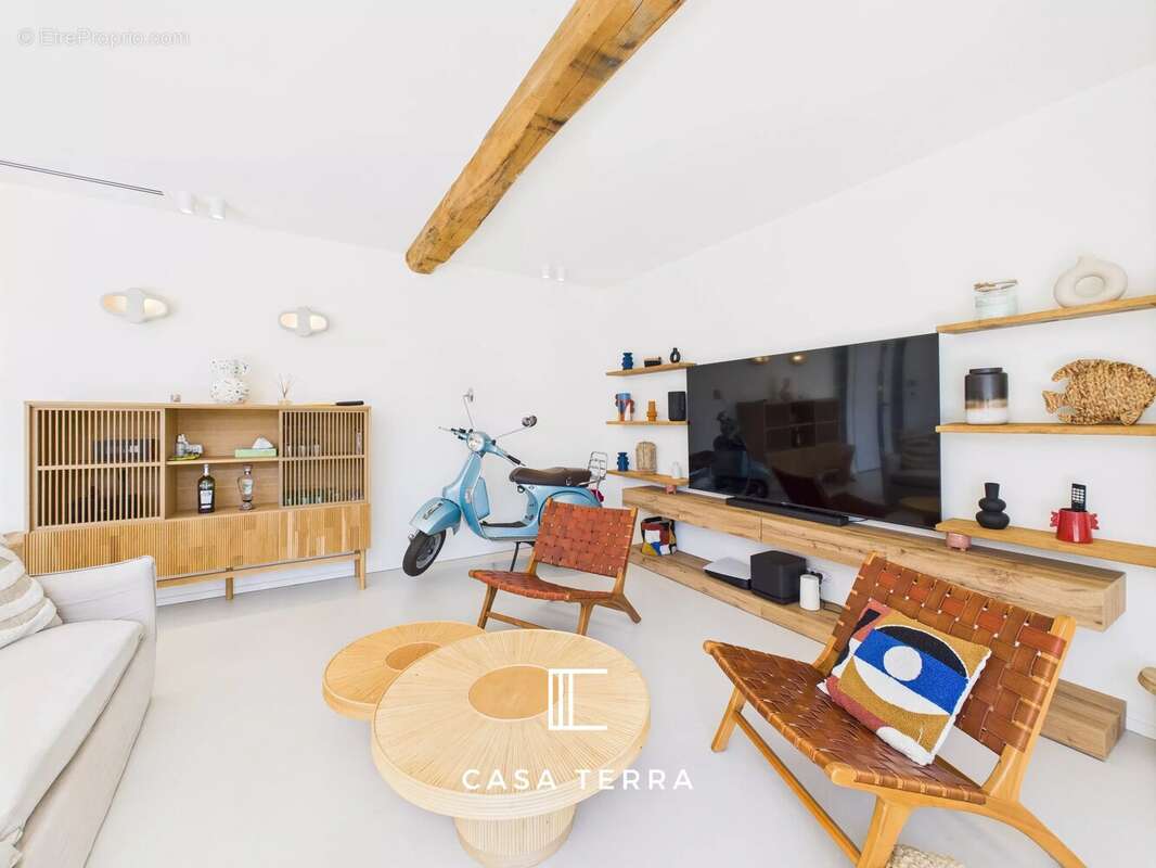 GABRIELLA – Villa contemporaine avec piscine / Arasu - photo 10