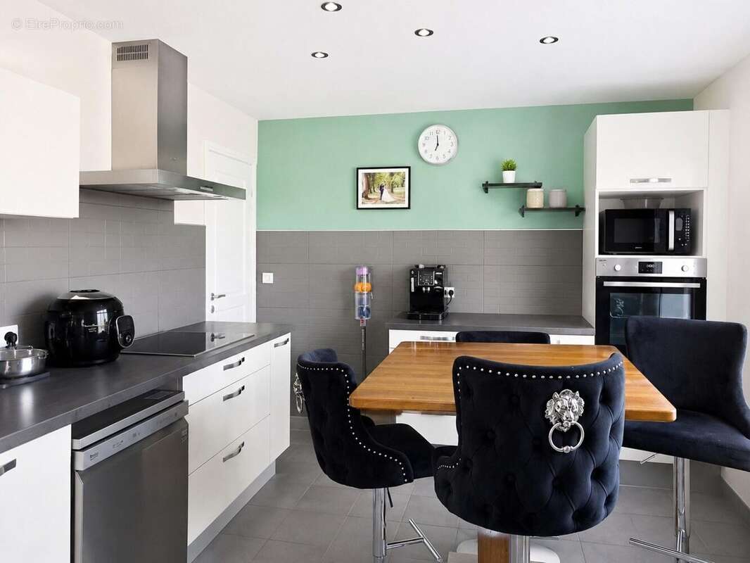 Maison 112 m² à Pouligny-Notre-Dame  - photo 3