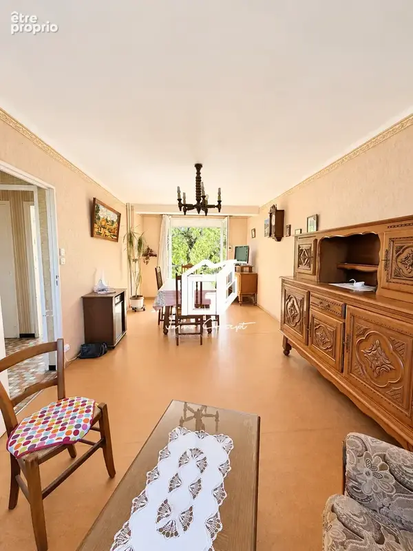 Maison familliale de Type 6 - photo 3