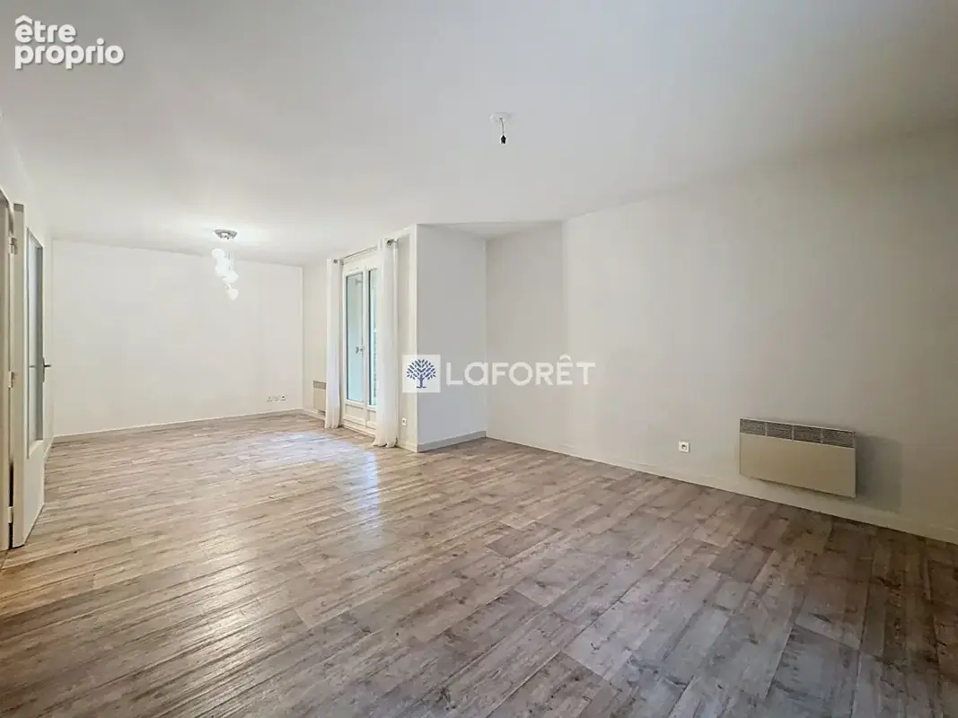 Maison à vendre à Cany-Barville - 125 m2, 5 chambres, jardin et garage - photo 3