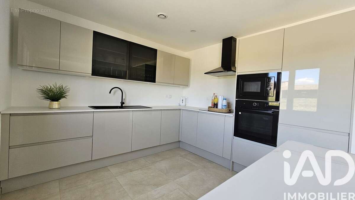 Maison 144 m² à Sergines  - photo 9