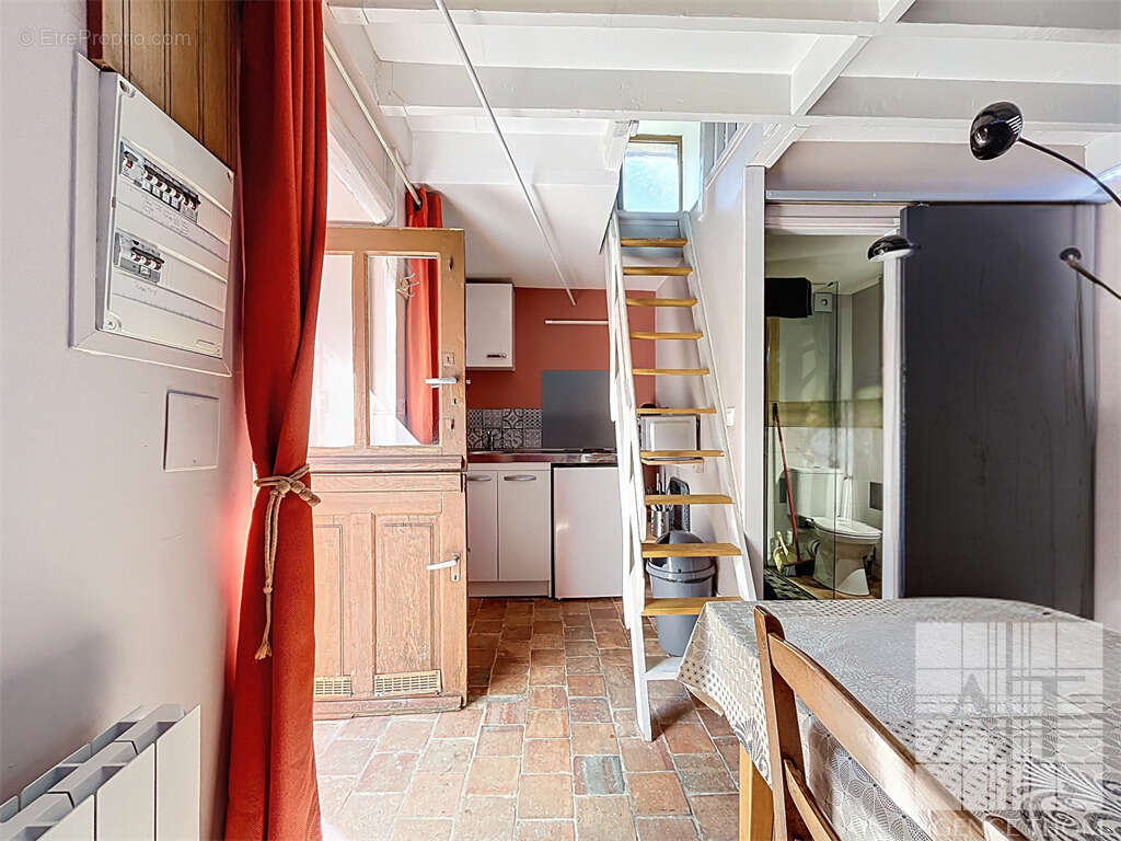 Maison à TORCE-VIVIERS-EN-CHARNIE