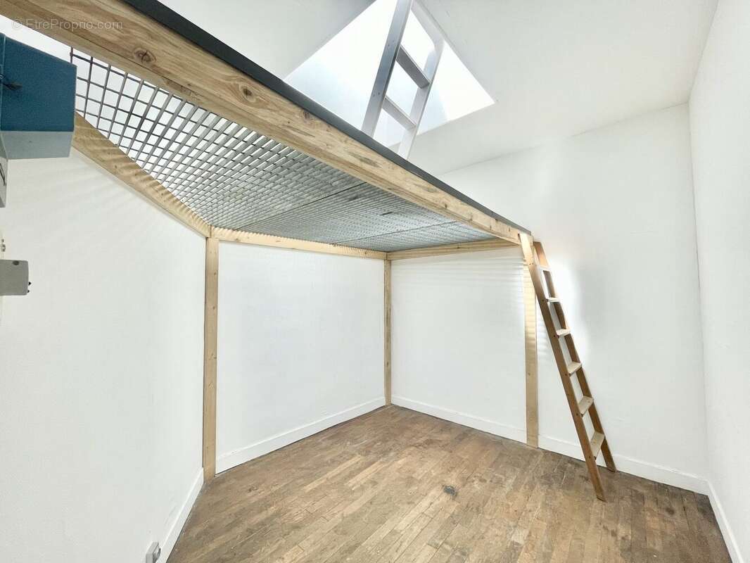 Appartement à PARIS-9E
