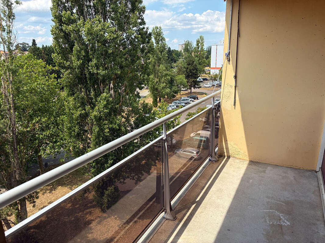 Appartement T2 de 57 m² avec balcon - Isolation extérieure déjà financée - photo 3