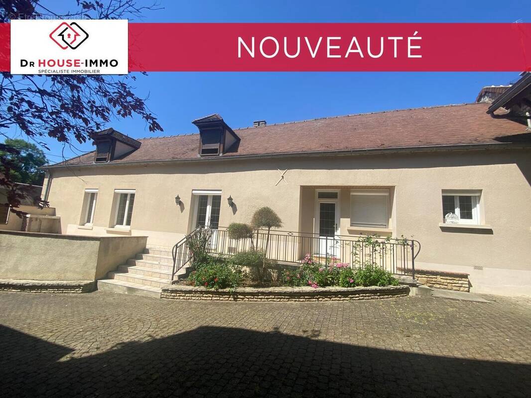 Maison à COUSSEGREY