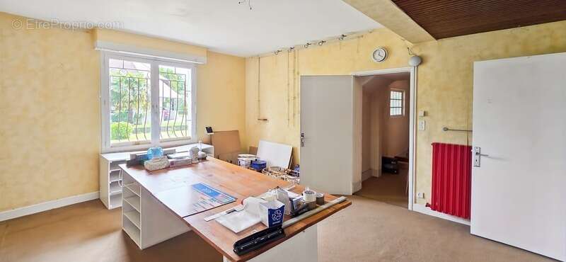 Maison à vendre 9 pièces PAU (64) Rare– Entre Trespoey et Allées de Morlaàs – 260 m² et 1300M2 de terrain - photo 6