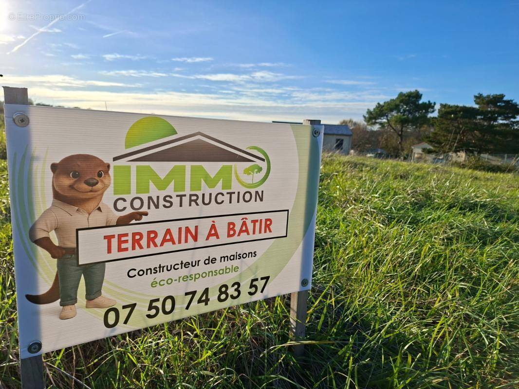Terrain à LA BREDE