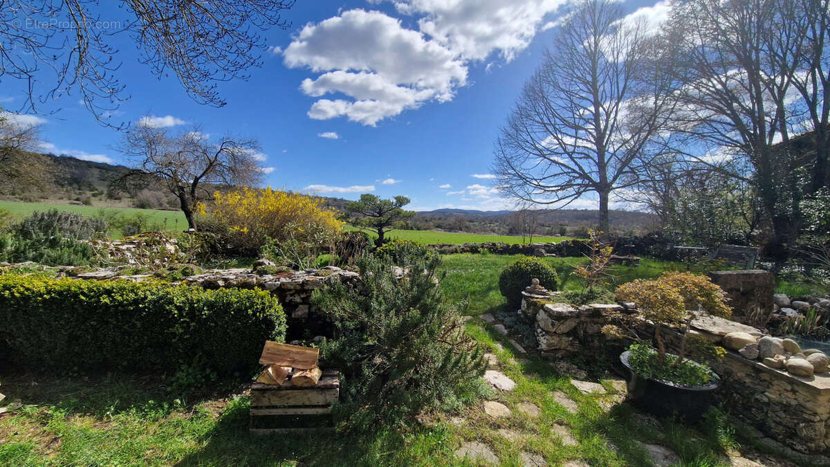 Maison à CAMPESTRE-ET-LUC