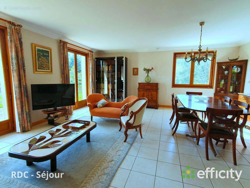 Maison à MONTBRISON