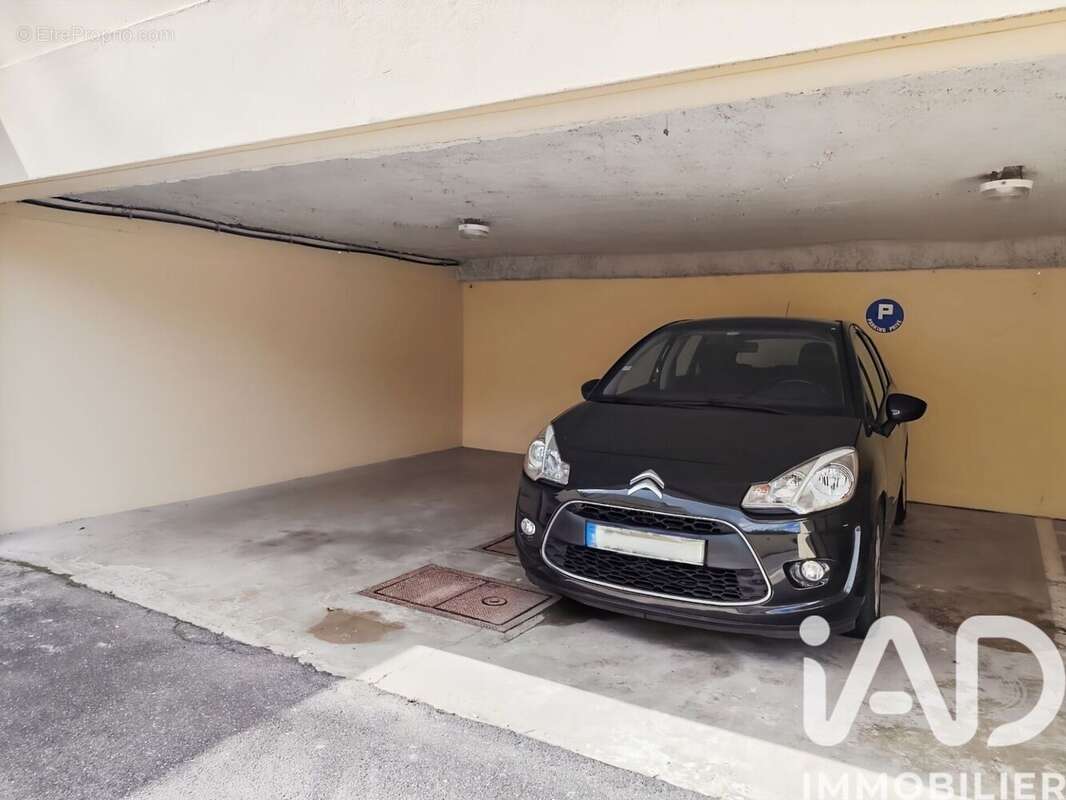Photo 6 - Parking à PONTOISE