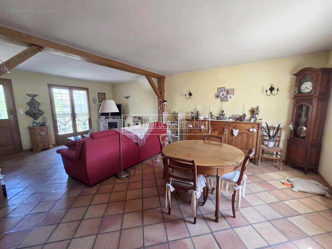 Maison à SAVIGNY-SUR-ORGE