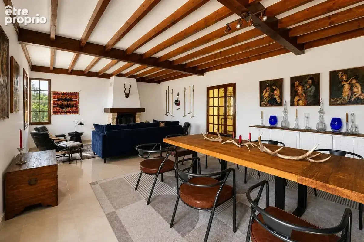 Superbe maison familiale de 7 pièces - 2 hectares – Villars - photo 4