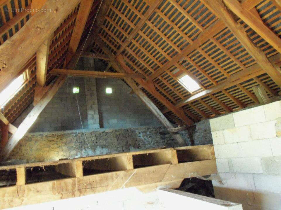 Maison à CHAMBOULIVE