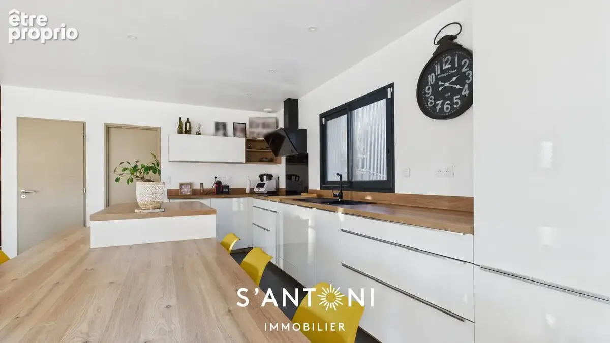 VIAS- Maison récente de 2023  95 m²  Terrain 264 m² - photo 11
