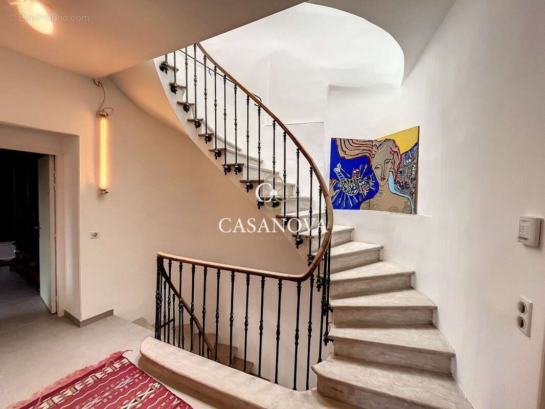 10 min BEZIERS Maison XVIIIe rénovée avec terrasses et garage - photo 11
