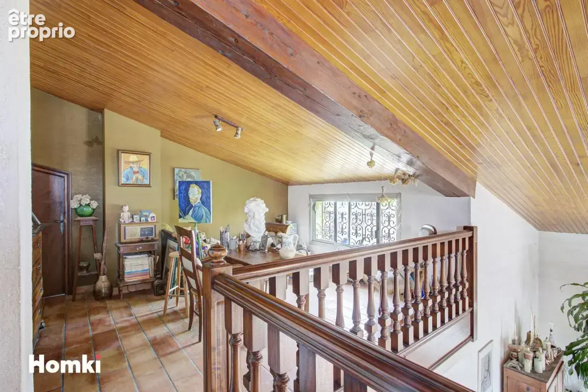 Maison/Villa T7 de 223 m² avec une indépendance à Saint-Cyprien 66750 - photo 16