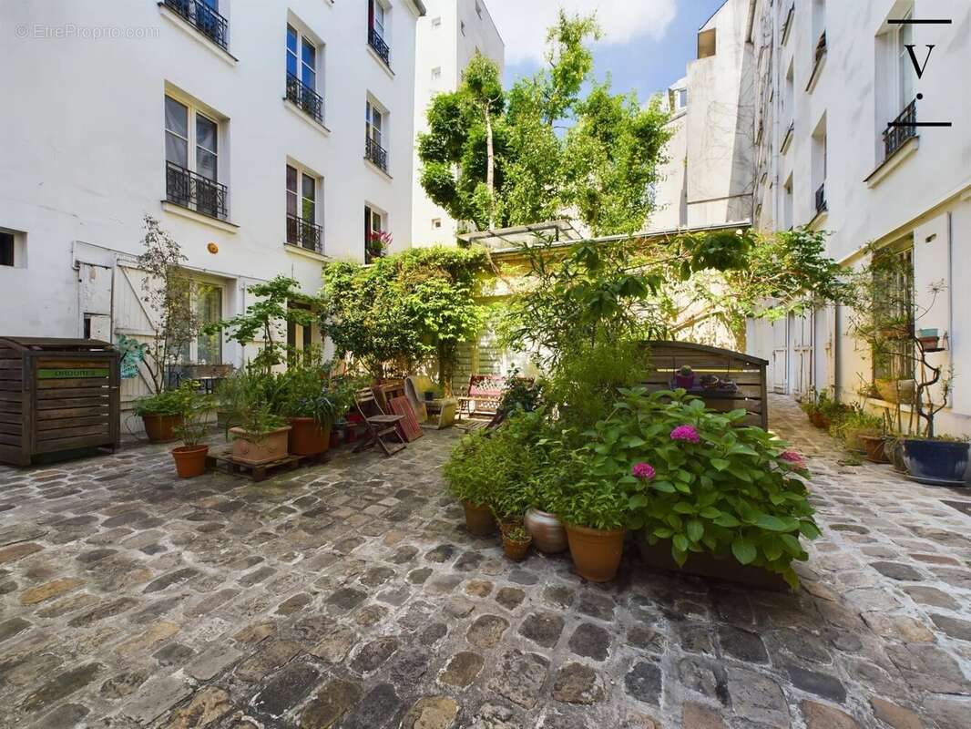 Appartement à PARIS-20E