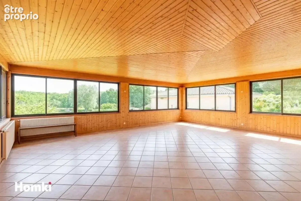 Maison/Villa T5 de 211 m² à Bruguières 31150 - photo 5