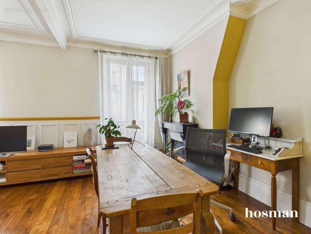 Appartement à PARIS-11E