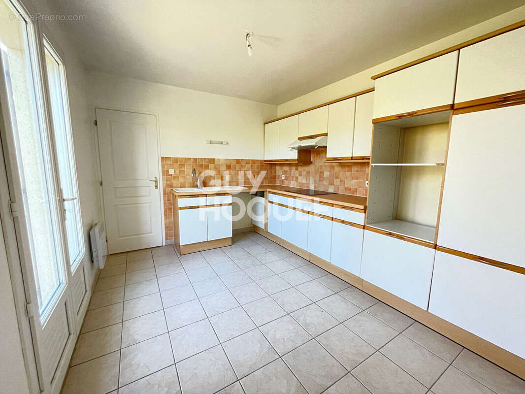 Maison à SAINT-DOULCHARD